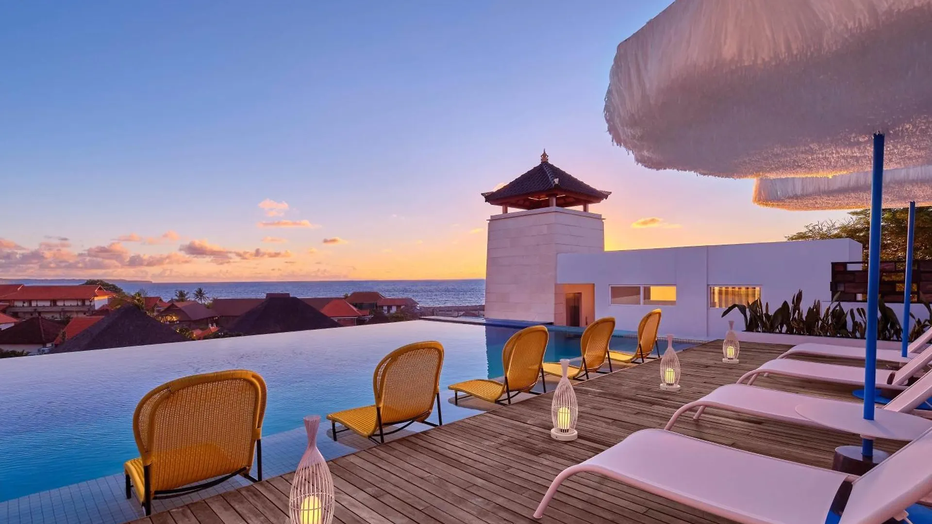 Отель Aloft Bali Seminyak